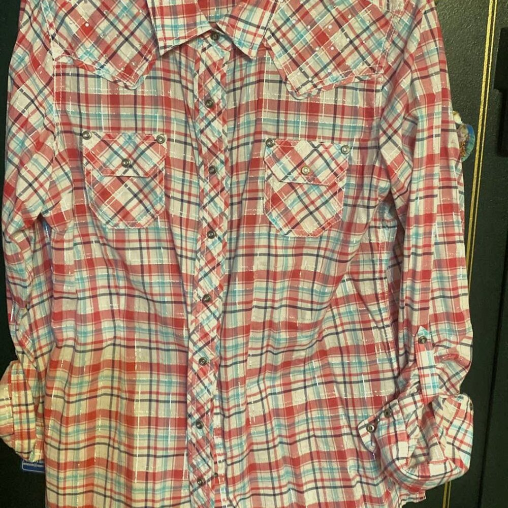 Ariat rhinestone women's shirt.